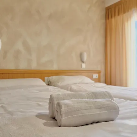 Hs Altet - Alicante Airport El Altet